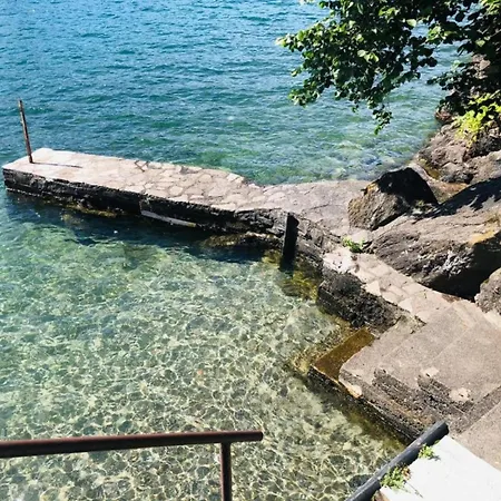 By Near Di 아파트 데르비오