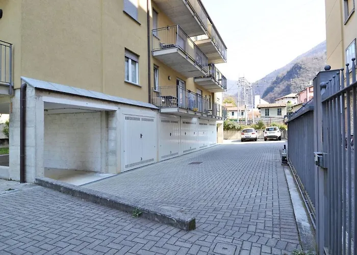 By Near Di Διαμέρισμα *