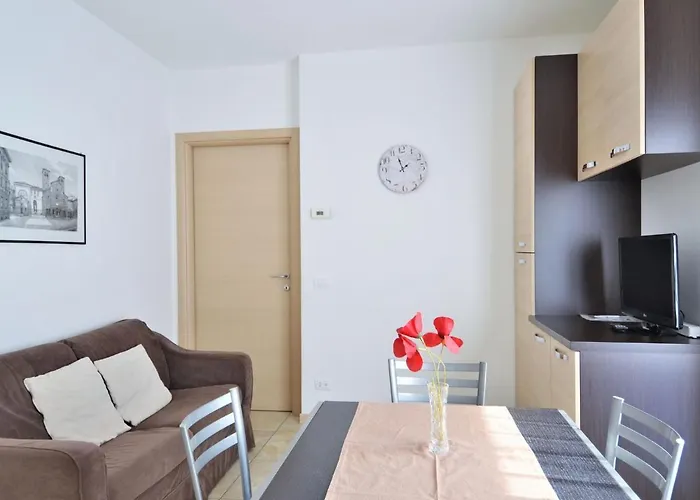 By Near Di Apartamento Dervio