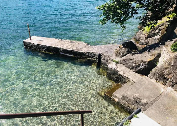 By Near Di Apartamento Dervio