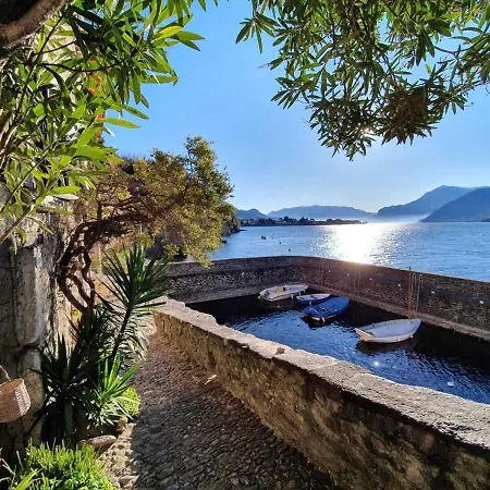 By Near Di * Ντέρβιο